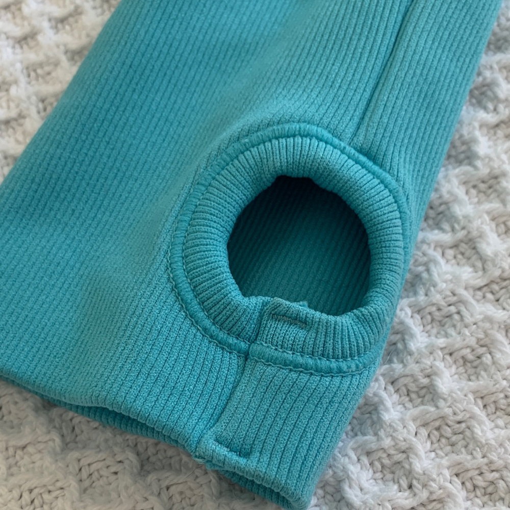 Cropped Teal Women's Cable-Knit top - Picture 12 of 14
